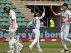Labuschagne’s woes headline Australia’s costly collapse