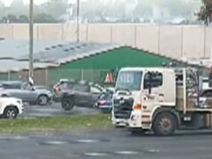 Wild moment tradies tackle, zip-tie masked axeman after alleged carjacking attempt on Melbourne road