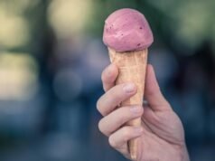 Ice cream parlour defends staff in sweary rant