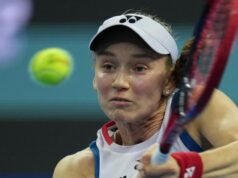 Rybakina brushes aside Fernandez to retain Ningbo crown