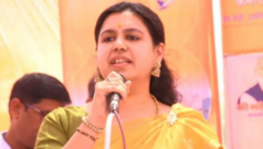 दिव्या मित्तल से पहले भी कई आईएएस अफ़सर छोड़ चुके हैं नौकरी, राजनीति में किसका क्या हुआ?