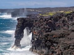 Hawaii sea arch collapses amid unstable cliffs warning