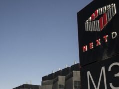Data centre boss loses bonuses after stock sell-off