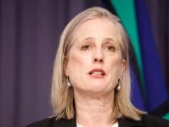 Albanese government invests $630m to support care sector pay rises