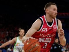 Perth cruise past NZ, make it four straight NBL wins
