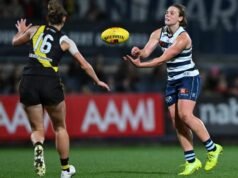 Scheer brilliance helps in-form Geelong overcome Tigers