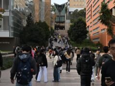 AI threat looms as thousands sit final school exams