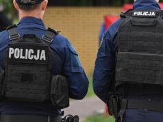 Polish police arrest man after college knife attack