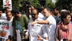 ‘ज्ञानेश इट्स डन ब्रो’: राहुल गांधी को आकाशवाणी के गेट के बाहर रोका गया