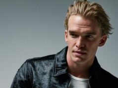 Pop star turns over a new leaf, ‘pouring’ over books