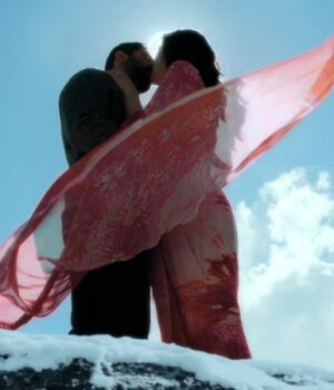 Ayushmann-Khurrana-Sara-Ali-Khan.jpeg