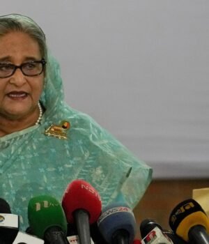 Bangladesh-Hasina-1_1766682267356_1766682299142_1792430854537_QVRe_60ceb1d4-51cc-4ed0-9b62-542a3655f5c0_7aLe.jpg