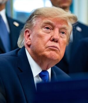 Donald_Trump_1791187659780_CYar_1791187660032_6Z5P_e0f8708e-7ac7-4204-8b06-7dee1f043df6_5vGy.jpg
