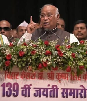 Kharge-Oct26-1-1-780x470.jpg