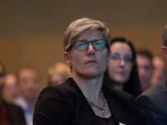 Red tape snarl costs business $160b