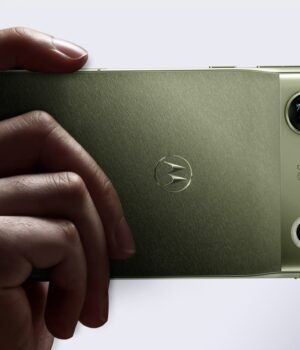 Motorola_Signature_27_1793338238855_5msr_1793338239001_ZZl8_07cf53ac-d872-4682-837a-1d393fc681a5_H2dk.jpg