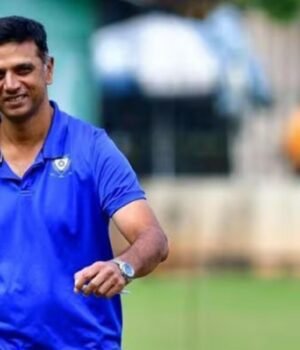 Rahul_Dravid_fitness_routine_at_53_age_1792893600186_e3Rb_1792893600338_22hk_2e2694df-d768-4414-8b7e-a7837d73c2c3_ZPBL.jpg