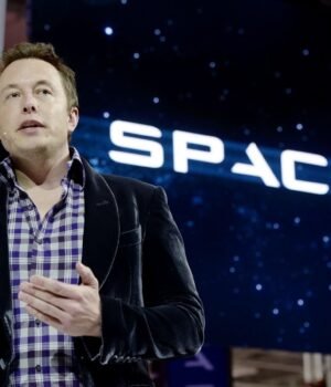 SpaceX_IPO_1792408729539_WmZC_1792408729682_PGO9_f6e8f372-1e59-4fe2-80ec-215c7d677b78_tm6O.jpg