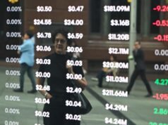 Aussie shares creep higher after dodging AI volatility