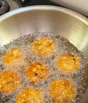 aloo_tikki_cooking_tips_1791601301434_tACG_1791601301541_a1Mf_45d49cb0-ef74-4930-b8cc-73a864b1f30b_qcH8.jpg