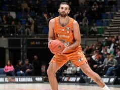 Taipans win NBL thriller over Breakers