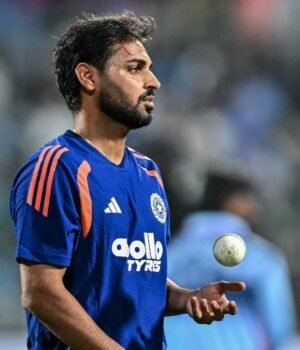 bhuvneshwar-kumar-174926163-16x9_0.jpg