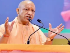 यूपी में प्रदर्शन में शामिल हुए तो नहीं मिलेगी सरकारी नौकरी? चरित्र प्रमाण पत्र के सख्त नियम हुए जारी