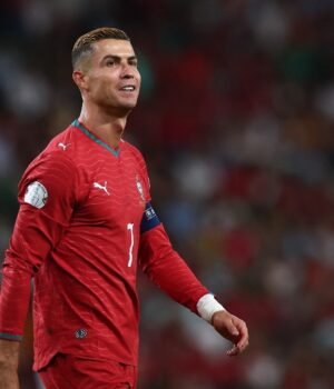 cristiano-ronaldo-301506820-16x9_0.jpg