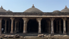 ભરુચની ઐતિહાસિક જુમ્મા મસ્જિદની જગ્યાએ પ્રાચીન જૈન મંદિર હોવાનો દાવો હાઈકોર્ટ પહોંચ્યો, શું છે સમગ્ર મામલો?