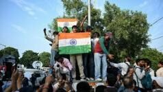 ‘અમારે તો સત્તા પરિવર્તન કરવું જ છે…’ – કોનાં નિવેદનથી થયો વિવાદ અને ભાજપ-કૉંગ્રેસ કેમ સામસામે આવી ગયાં?