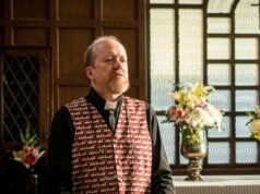 Why did Steve Oram feel like a voyeur in Bangkok when filming new thriller movie Crushed?
