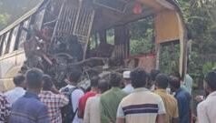 নাটোরে বালুর ট্রাকে বাসের ধাক্কায় ১২ জন নিহত