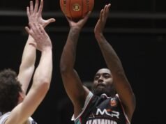 Hawks hammer 36ers in NBL boilover