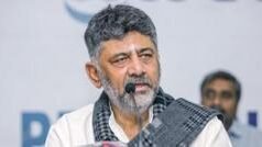 कर्नाटक में मुख्य चुनाव अधिकारी के दफ़्तर में डटे सीएम डीके शिवकुमार, क्या है पूरा मामला