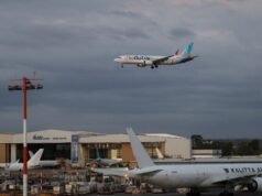 Israel to tighten pilot security checks after flydubai cockpit attack
