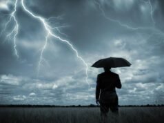 തുലാവര്ഷം ഇന്നു വൈകീട്ടോടെ എത്തും; 12 ജില്ലകളിലും ഇന്ന് മഴ മുന്നറിയിപ്പ്