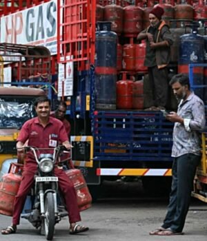 lpg_price_1785139485024_1785139485578_4672b77a-440b-41b5-bbef-7f99dac9aea9_1791000121785_yMnQ_ec4b694b-2178-41ec-a835-4fb345a4cc6c_MVYl.jpg
