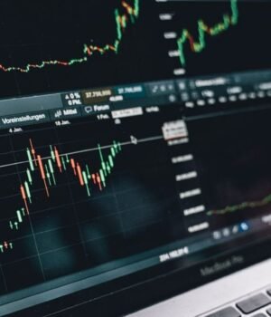 stocks_news_1791198100371_fSDu_1791198100530_J9WW_b0286953-d8f1-4638-a608-d40fc41b054d_VC9B.jpg
