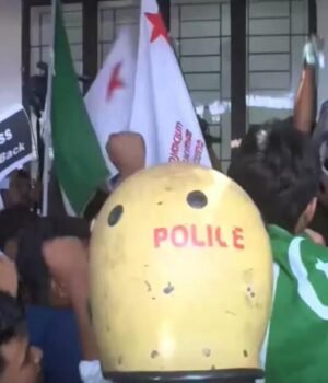 students-protest.jpg