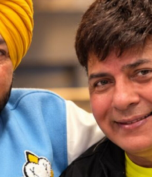 sudesh_lahri_daler_mehndi_1792720583635_o2mP_1792720587435_CBXR_396bb1bc-d7f6-4616-9d3b-661af098ec5e_lAQP.png