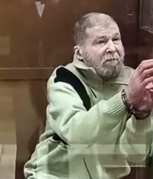 us-citizen-stephen-hubbard-attends-his-verdict-hearing-in-moscow-photo-afp-210424782-16x9_0.jpg