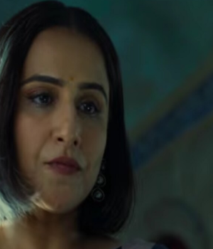 vidya_balan_jailer_2_1792024681796_xcNi_1792024685548_OWig_dc36ad79-ff23-49e8-8a1f-5115024d349f_6g8g.png